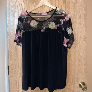 Ragdoll ~Black Floral Blouse~Stretch~XL **read